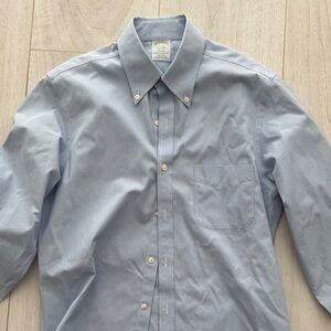 Brooks Brothers Men's Light Blue Button-Down Shirt